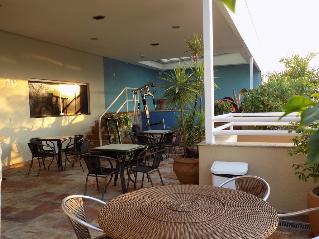 Hotel Apollo Uberlandia Bagian luar foto