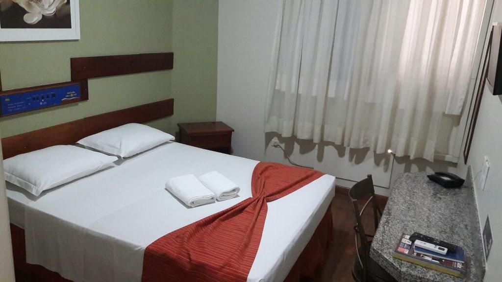 Hotel Apollo Uberlandia Bagian luar foto